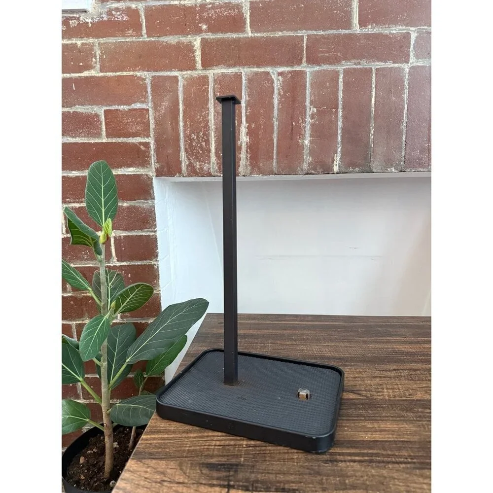Black Metal Paper Towel Holder